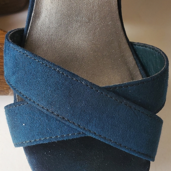 BCBGeneration wooden Heels - Picture 4 of 4